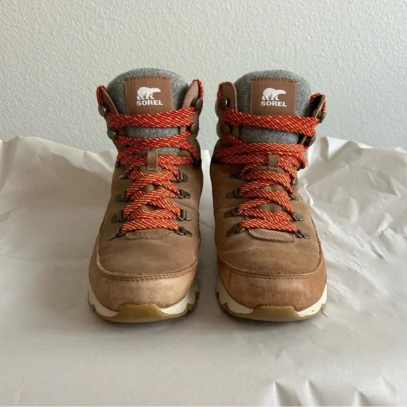 Sorel Tan Boots with bold Red, orange yellow Laces - Picture 2 of 15
